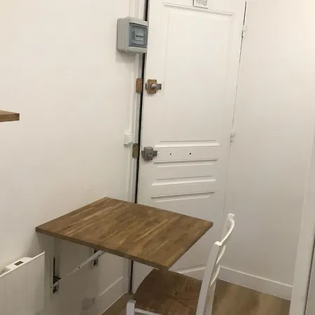 Cozy Near The Eiffel Tower Apartment *